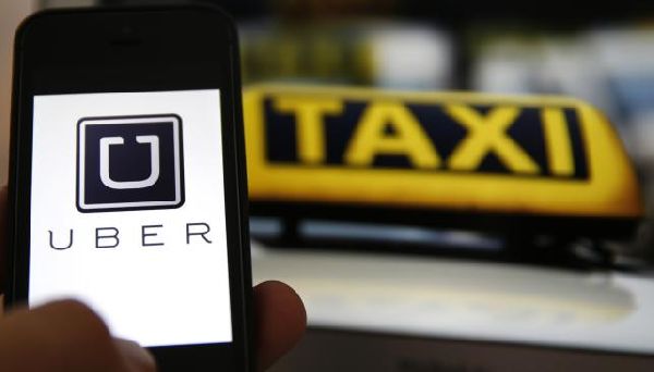 Rechazo de sindicatos taxistas por el desembarco de Uber en la ciudad