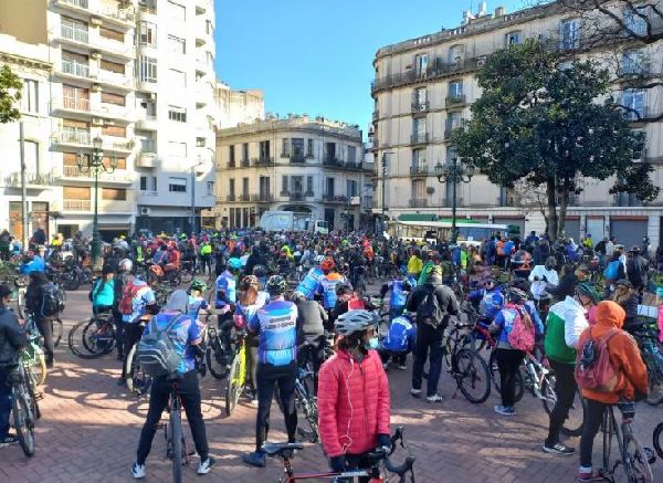 Se realizÃ³ la segunda Vuelta OlÃ­mpica en bicicleta rodeando la Ciudad 