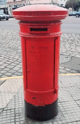 Buzones rojos, de mi corazón